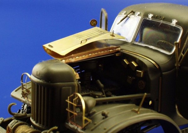 Eduard BIG3529 SA-2 MISSILE / ZiL-157 Truck TRUMPETER 1/35