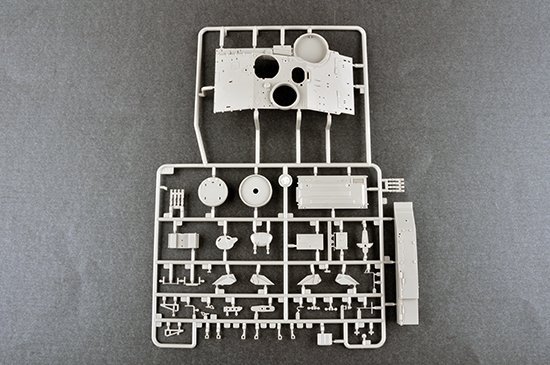Trumpeter 09554 Russian BREM-1M Armoured Recovery Vehicle 1/35