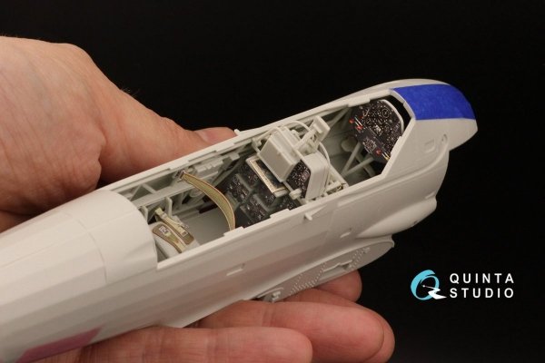 Quinta Studio QD32138 Ar 196A/B 3D-Printed &amp; coloured Interior on decal paper (Revell) 1/32