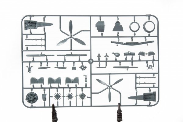 Eduard 82147 Fw 190A-8 1/48
