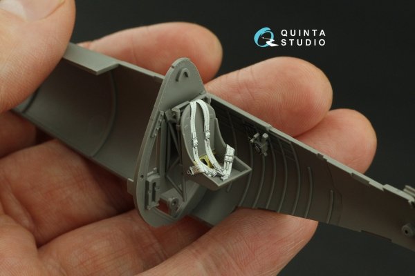 Quinta Studio QD48367 F4U-1A 3D-Printed &amp; coloured Interior on decal paper (Magic Factory) 1/48