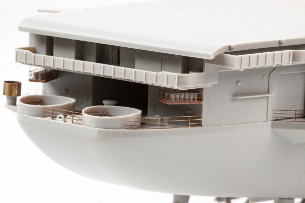 Eduard 53315 USS Midway CV-41 part 2 TRUMPETER 1/350
