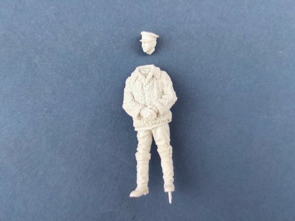 Copper State Models F32-051 RNAS Pilot in Fur Coat 1/32