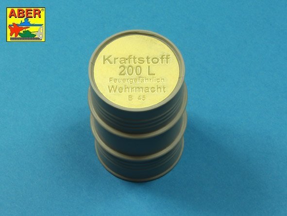 Aber 16158A German WW II 20L Jerry Can closings &amp; 200L fuel drum covers (choice A) (1:16)