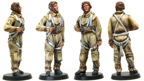 ToRo Model 32F02 Wrzesień 1939 - Pilot w Kombinezonie Drelichowym / September 1939 - Polish Fighter Pilot in denim flying-suit 1/32