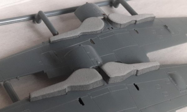 Omask 77201 Fw 190 A-5 + A-8/F wheel bay plugs (for Eduard) 1/72