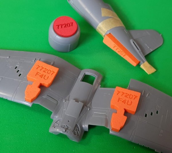 Omask 77207 F4U Corsair wheel bay plugs (for Tamiya) 1/72