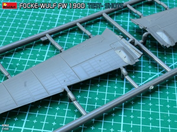 MiniArt 48040 FOCKE-WULF FW 190D-9. MIMETALL PROD. JAGDGESCHWADER 301. BASIC KIT 1/48