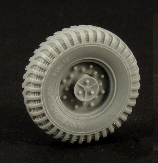 Panzer Art RE35-344 Road wheels for Chevrolet C15 AC (Dunlop) 1/35