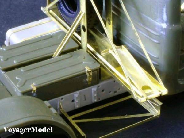 Voyager Model PE35012 SA(HQ)-2 PE Update 1/35