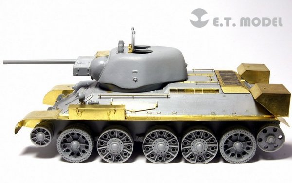 E.T. Model E35-037 WWII Soviet T-34/76 Mod.1942 Stamped Turret (For DRAGON 6487/6424) (1:35)