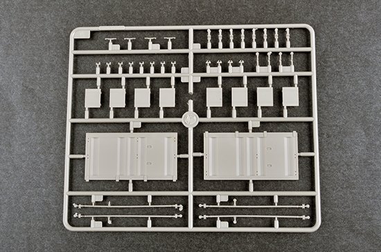 Trumpeter 01076 3M54 Club-k in 20-feet variant with Kh-35UE 1/35