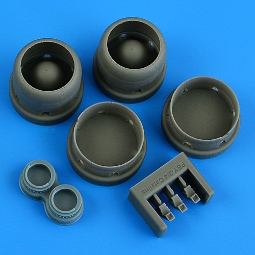 Quickboost QB72728 PBY-3/4 Catalina correct cowlings closed flaps (for Academy / Hobyy 2000) 1/72