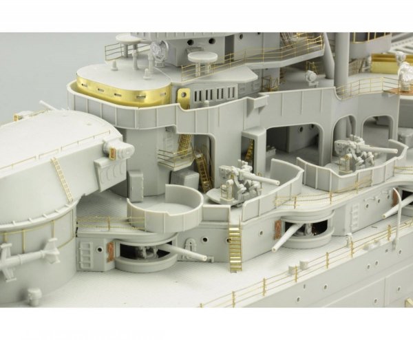 Eduard 53112 USS Arizona part 6 - superstructure TRUMPETER 1/200