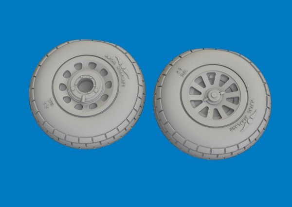 Eduard 672442 P-51D wheels block tread for ARMA HOBBY 1/72