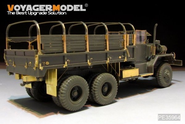 Voyager Model PE35964 Modern US Army M54A2 5t Truck basic For AFV 35300 1/35