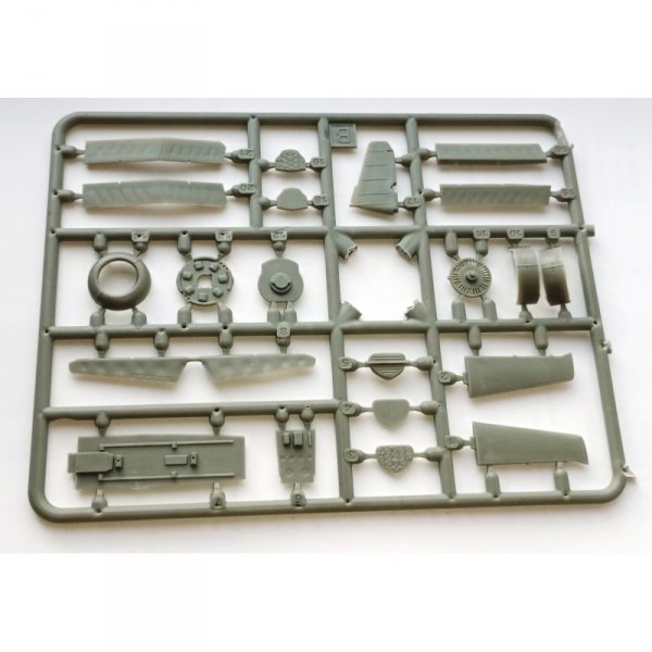 Answer AA72041 PZL TS-8 Bies Initial production WSK Okęcie 1/72