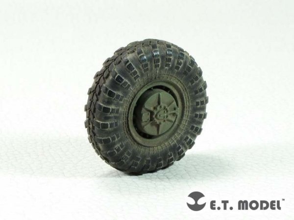 E.T. Model ER35-064 Russian 9P148 Konkurs（BRDM-2 Spandrel）Weighted Road Wheels For TRUMPETER 05515 1/35