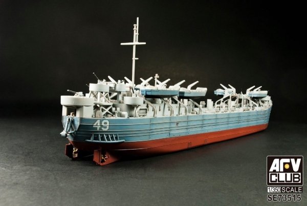 AFV Club SE73515 US NAVY TYPE 2 LSTs LST-1 CLASS 1/350