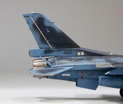 Fine Molds FP49 JASDF F-2B Fighter 1/72