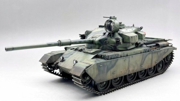 Amusing Hobby 35A071 British Main Battle Tank Centurion Action X 1/35