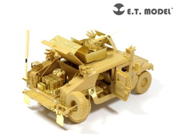 E.T. Model E35-074 US ARMY M1114 HUMVEE Basic (For BRONCO Kit) (1:35)