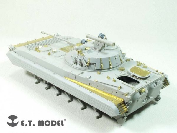 E.T. Model E35-262 Russian BMP-2 IFV (For TRUMPETER 05584) (1:35)
