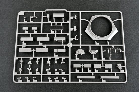 Trumpeter 09511 Ukrainian T-84 MBT 1/35