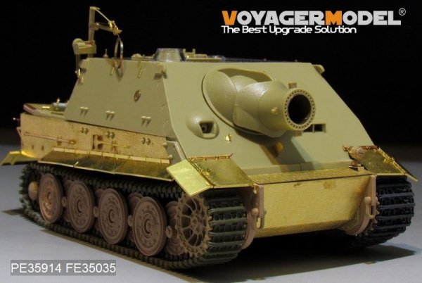 Voyager Model PE35914 WWII German SturmTiger Basic for RMF 1/35