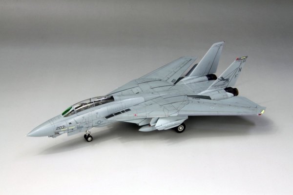 Fine Molds FP32 US Navy F-14A Fighter Aircraft Tomcat 1/72