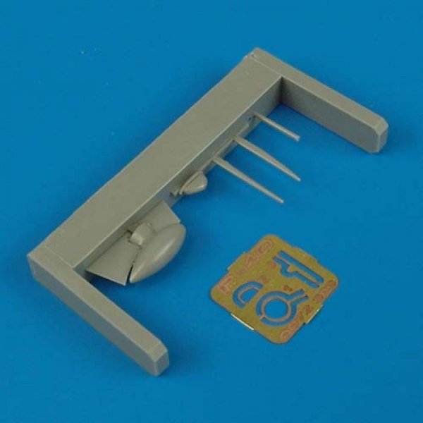 Quickboost QB72303 P-40 Warhawk pitot tube &amp; antenna 1/72