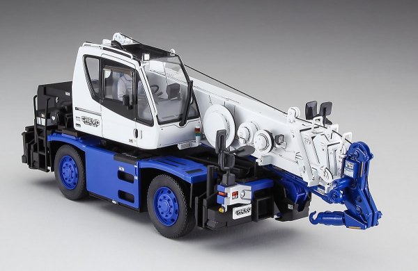 Hasegawa 66110 Tadano Rough Terrain Crane GR-130NL/N CREVO Mini G4 &quot;H-Type Outrigger&quot; 1/35