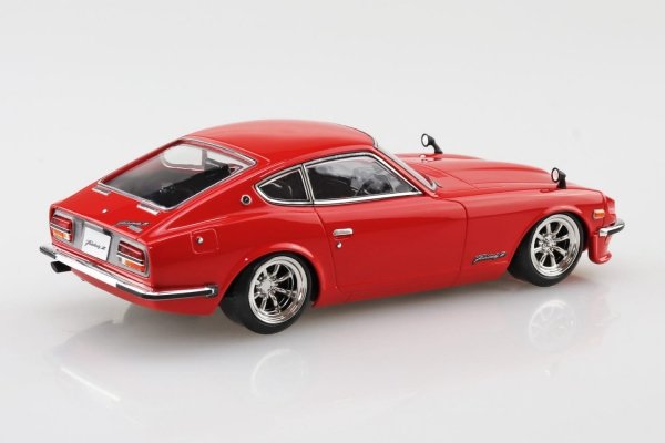 Aoshima 06474 Nissan S30 Fairlady Z Custom (Red) 1/32