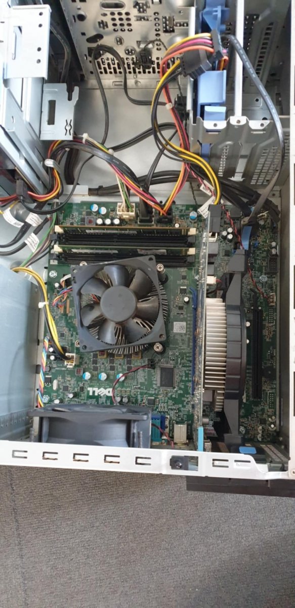 DELL komputer OPTIPLEX 7020 i5-4440 8GB SSD256GB WIN10PRO HD7770 OC - Poleasingowy