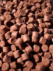 KARP EXPERT Pellet zanętowy ŁOSOŚ & HOMAR 8mm 3kg