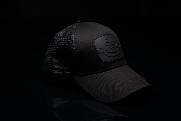 RidgeMonkey  Czapka Trucker Cap Black