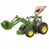 Ciągnik John Deere 7R z ładowaczem czołowym 