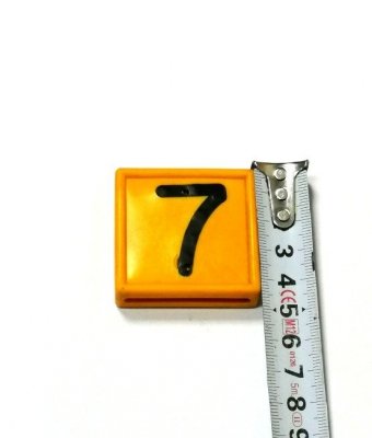 Numer 7 na obrożę identyfikacyjną