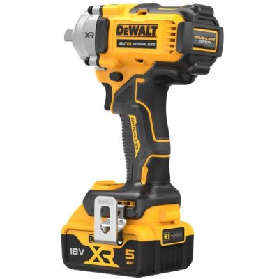 AKUMULATOROWY KLUCZ UDAROWY 1/2&#039; XR 18V 2*5.0 AH  812 NM