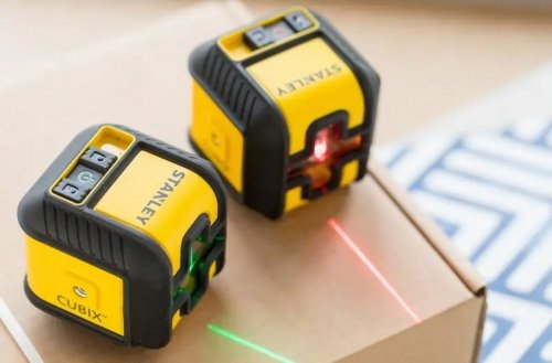 LASER KRZYŻOWY CUBIX  CZERWONY