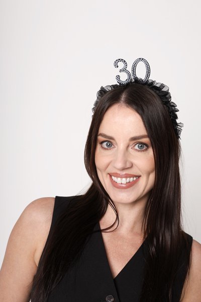 Opaska ''30'' z falbanką i perełkami