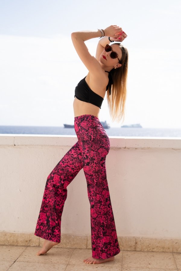 Spodnie Insomnio różowy wąż
