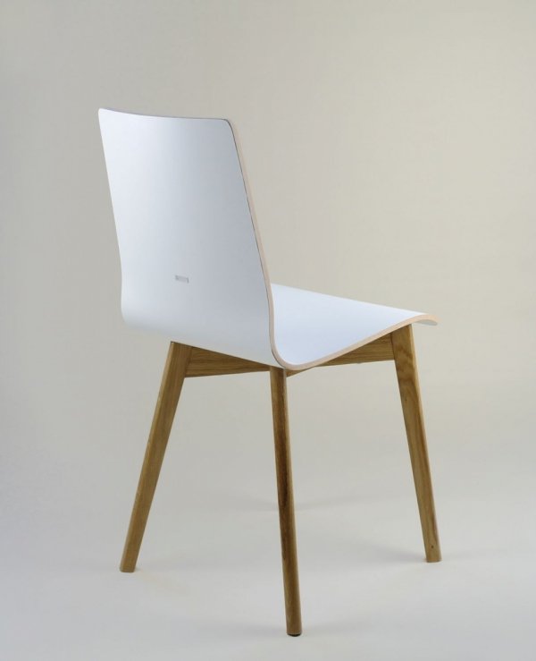 LUKA W - krzesło laminowane białe, dębowa rama