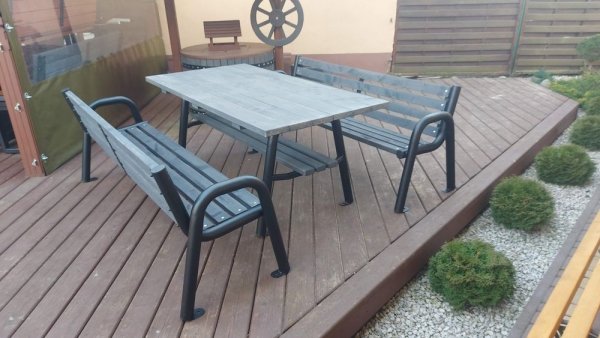 Zestaw, meble ogrodowe, meble parkowe, na plac zabaw,  stół i dwie ławki z rur Alicja ZO XL 