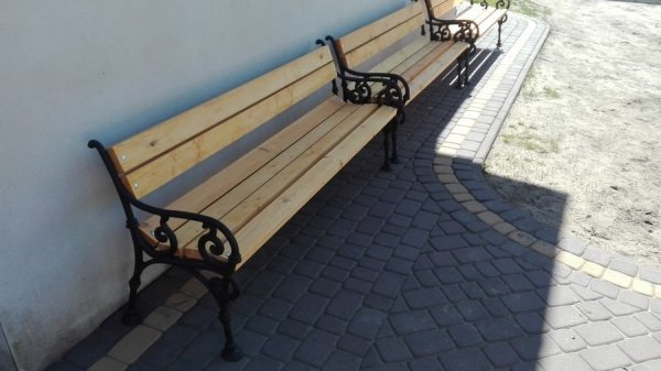 ławka wiedeńska żeliwna