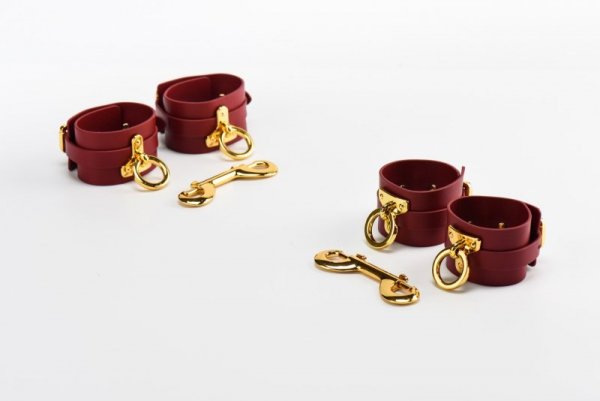 Zestaw czerwonych skórzanych akcesoriów Upko Leather Kinky Tools Set Red