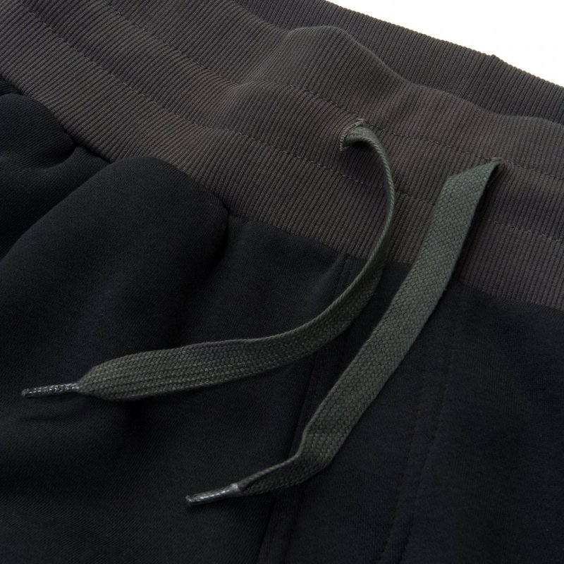 Adidas Originals czarne spodnie męskie dresowe AB7582