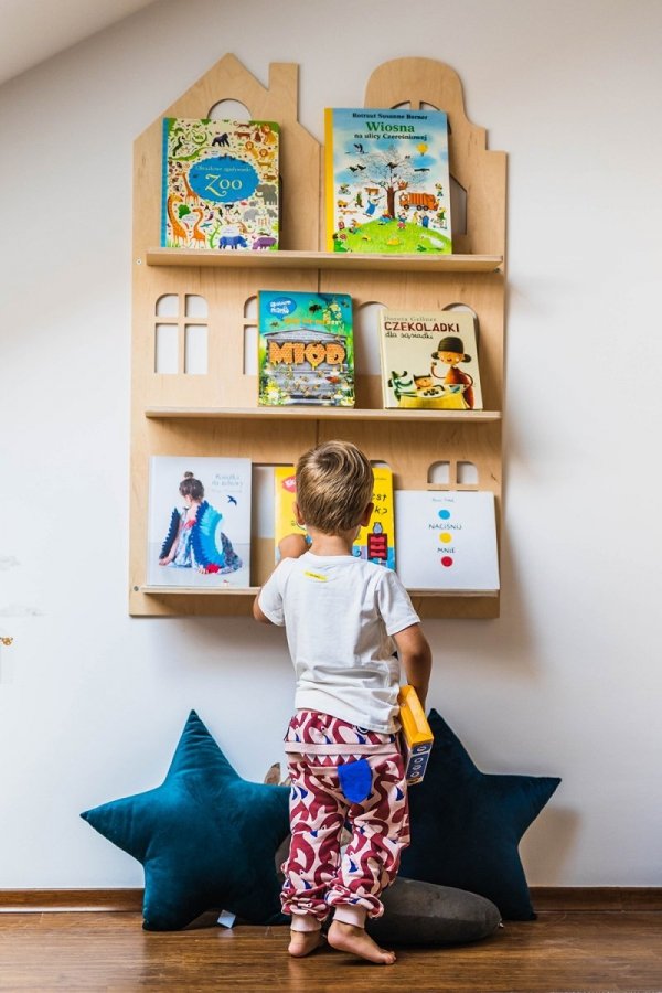 Dziecięca półka na książki