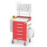 Wózek anestezjologiczny ANS-05/ST: szafka z 5 szufladami, blat boczny wysuwany, półka nadblatowa z ABS, nadstawka 11 poj., pojemnik na zużyte igły, kosz na cewniki, kosz kolanowy, kroplówka, zamek centralny
