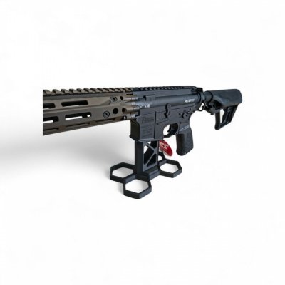 Stojak ekspozycyjny dp replik AEG typu M4/AR15 - czarny